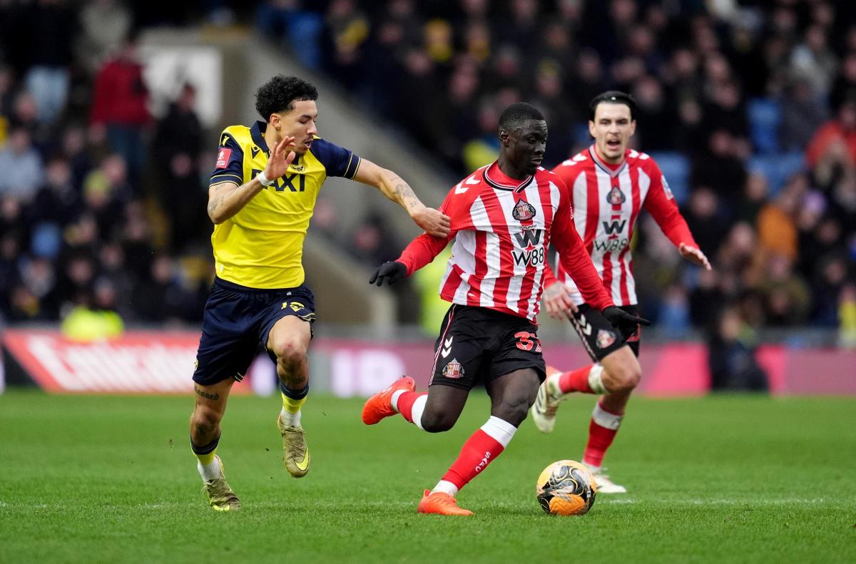 Diarra Penalty Sends Sunderland Past Oxford into FA Cup Fifth Round